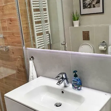 Marine Gardenia Seaside Apartman *